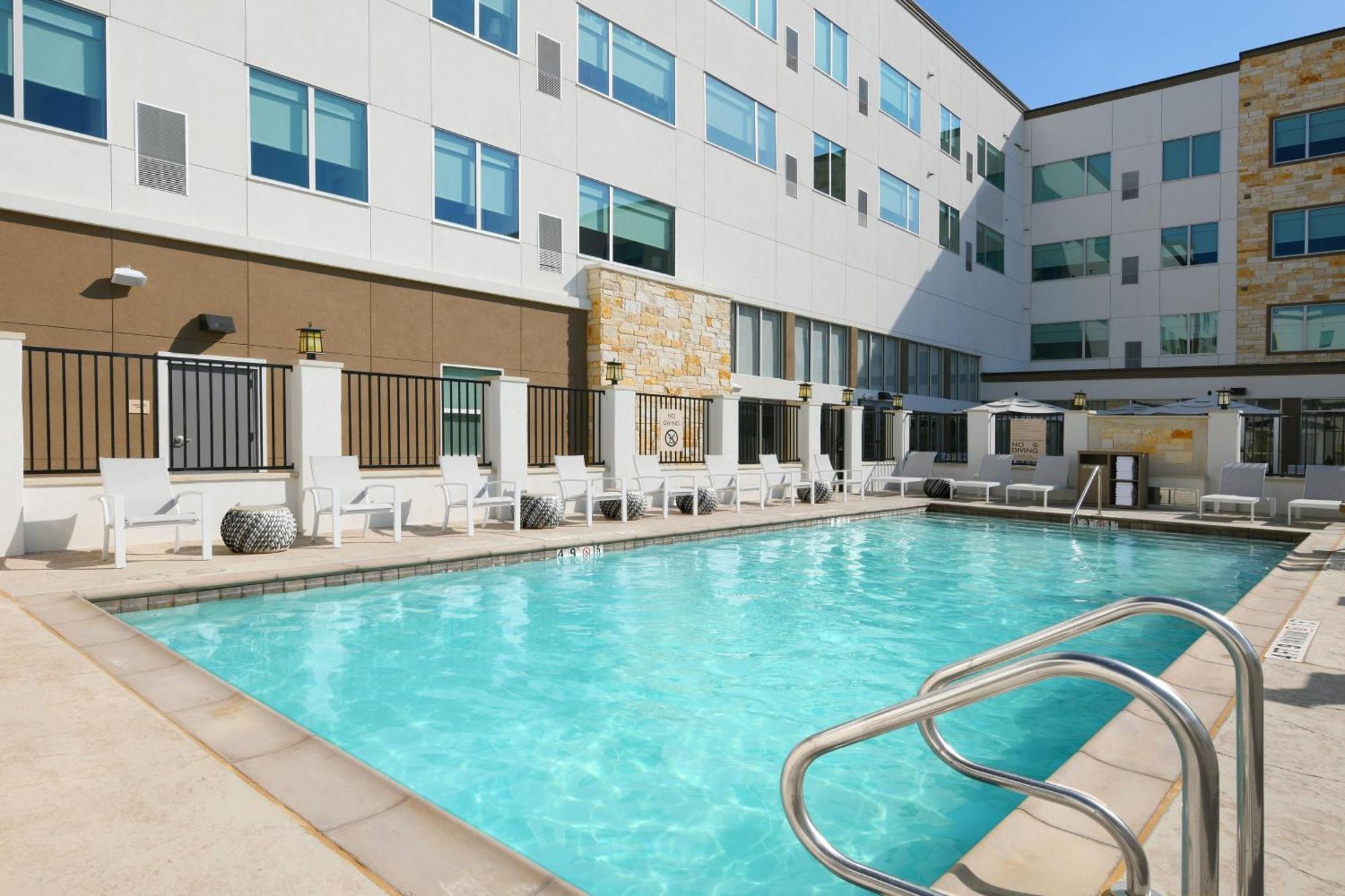 Element Austin Round Rock Hotel Exterior photo